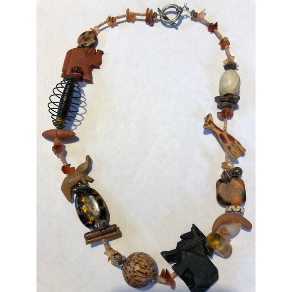 Vintage Hand-Carved African Wood Animals Fetish Necklace Unique-ESTATE Find - Picture 3 of 4